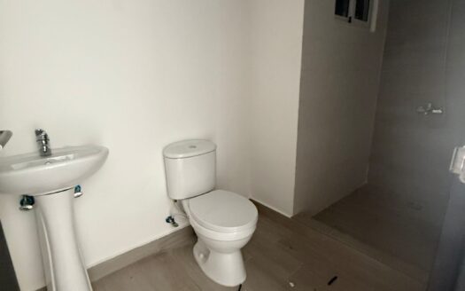 Vendo apartamento en la cayetano Germosen a tres minutos delParque Mirador Sur