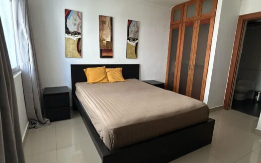 Se alquila apartamento amueblado en Bella Vista Sur